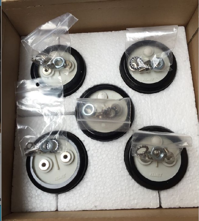 C44UQGT6420A8SX  399-6262-ND  KEMET 420UF  SCREW  Film Cap 1100V  Radial, Can  MKP C44U 10%