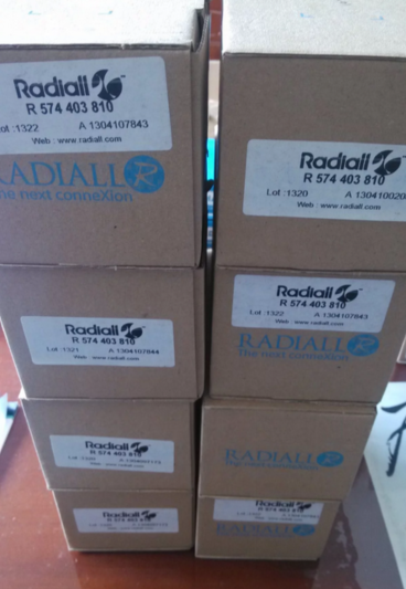 R574413610 Radiall